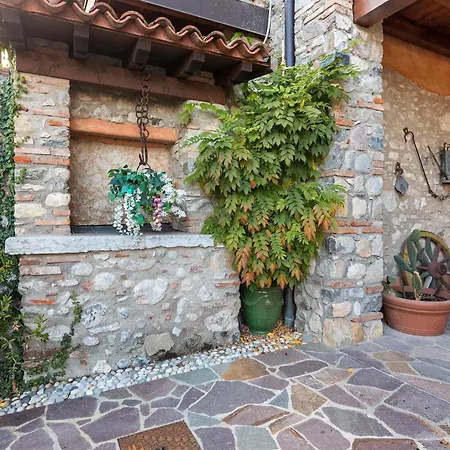 Il Borgo * 波尔佩纳泽德尔加尔达